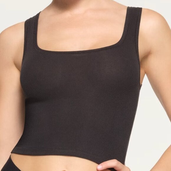 NEW with Tags SKIMS Cotton Rib Tank in Classic Soot Black Size Extra Small - Picture 1 of 7